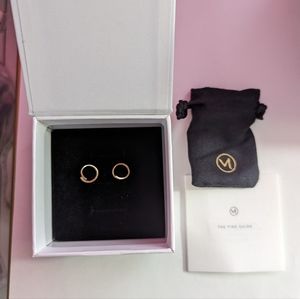 Mejuri 14kt yellow gold spiral earrings double hoops